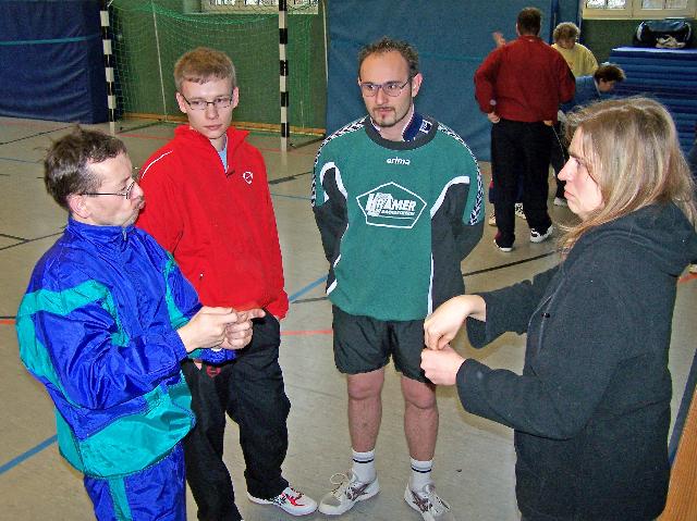 Sach.Mixed in Zwickau008_edited.JPG - Hier sind die Kapitäne von Zwickau Chemnitz & Dresden bei der Auslosung